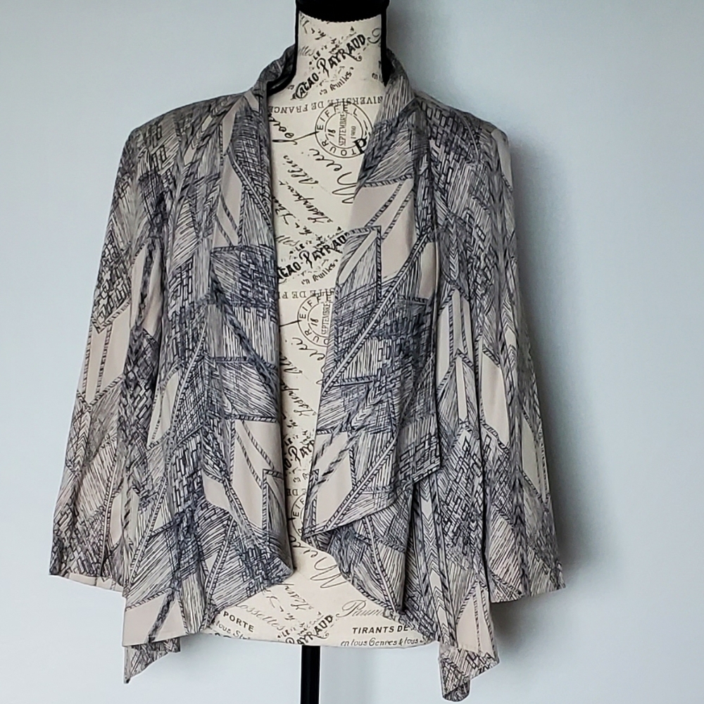 GUESS Women's Lightweight Draped Open Front Jacket – Abstract Print
